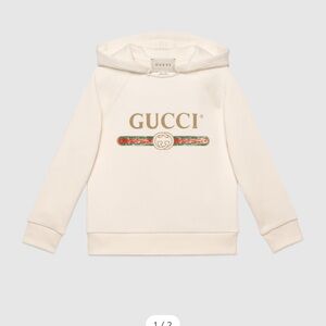 Gucci Cream Sweatshirt Hoodie with Vintage Logo